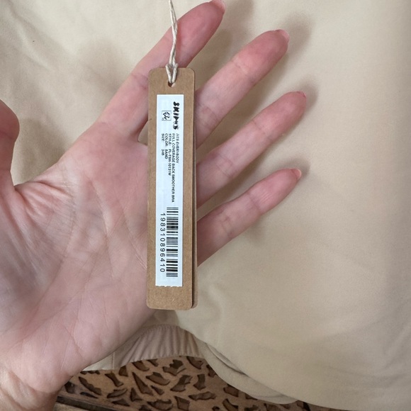 NEW NWT SKIMS Unlined Full Coverage Bra - Picture 3 of 4